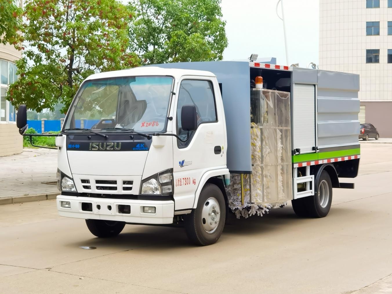 五十鈴護(hù)欄清洗車(chē)